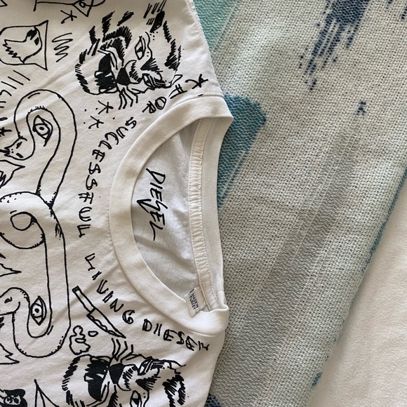 (SOLD)4 PCs of Diesel Men's T Shirt Bundle Size S - Picture 5 of 7